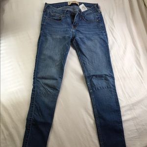 Hollister Skinny Jeans size 3R